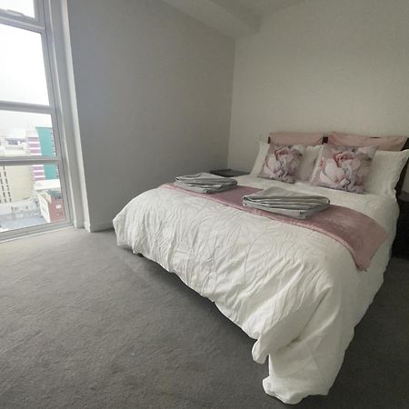 Harbor View Two Bedroom Apartment At Pinnacle Wellington Exterior foto